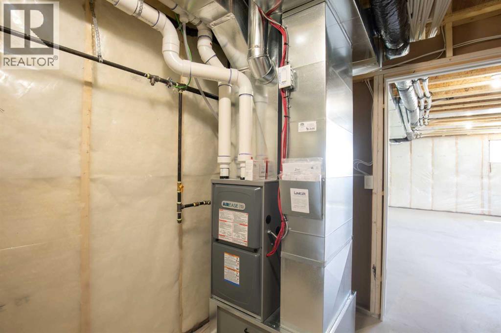 32 Sunrise Crescent N