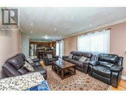 Family room - 30 Fairhill Avenue, Brampton, ON L7A2E7 Photo 5