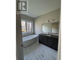 Primary Bedroom - 25 Periwinkle Road, Springwater, ON L9X2E4 Photo 4