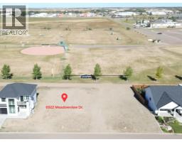 6922 Meadowview Drive, Stettler, AB T0C2L2 Photo 3