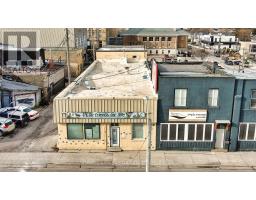 14 St Catharine Street S, St Thomas, ON N5P2V6 Photo 2