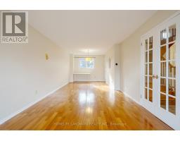 2048 Sixth Line, Oakville, ON L6H3N2 Photo 4