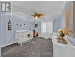 Primary Bedroom - 11 Cramar Crescent, Chathamkent, ON N7M6G3 Photo 3