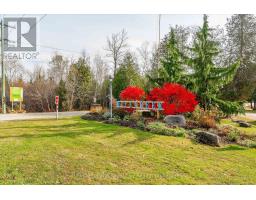 Bathroom - 10 Spruce Avenue, Puslinch, ON N1B2J0 Photo 5