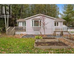 Kitchen - 10 Spruce Avenue, Puslinch, ON N1B2J0 Photo 3