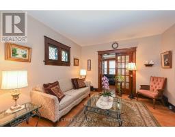 Bathroom - 4467 John Street, Niagara Falls, ON L2E1A4 Photo 5