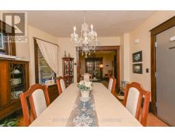 Bedroom - 4467 John Street, Niagara Falls, ON L2E1A4 Photo 3