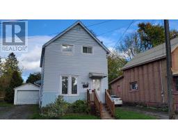 Living room - 52 Edinburgh St, Sault Ste Marie, ON P6A1K7 Photo 3