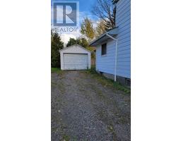 Bedroom - 52 Edinburgh St, Sault Ste Marie, ON P6A1K7 Photo 4