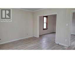 Bedroom - 52 Edinburgh St, Sault Ste Marie, ON P6A1K7 Photo 5