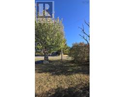 Bath (# pieces 1-6) - 290 Jordantown Cross Road, Jordantown, NS B0V1A0 Photo 2