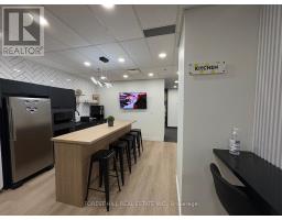 200 205 350 Burnhamthorpe Road W, Mississauga, ON L5B3J1 Photo 4