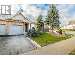 Living room - 7 Willowlanding Court, Welland, ON L3C7L7 Photo 2