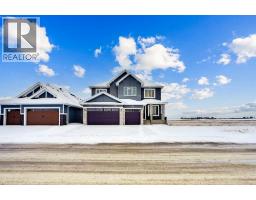 335 Muirfield Crescent, Image 2