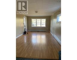 Bath (# pieces 1-6) - 86 Third Avenue, Digby, NS B0V1A0 Photo 3