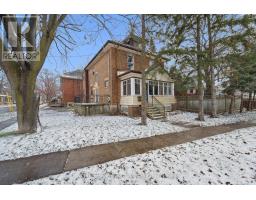 Living room - 240 Paisley Street, Guelph, ON N1H2P7 Photo 2