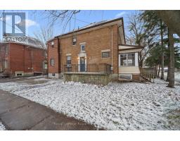 Bathroom - 240 Paisley Street, Guelph, ON N1H2P7 Photo 5
