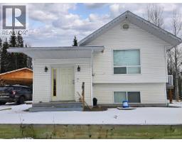 Kitchen - 2335 Murphy Road, Burns Lake, BC V0J1E1 Photo 4