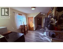 Laundry room - 215 5 Avenue W, Hanna, AB T0J1P0 Photo 4