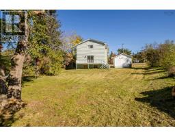 Living room - 76 Highland Avenue, Wolfville, NS B4P1Z6 Photo 4