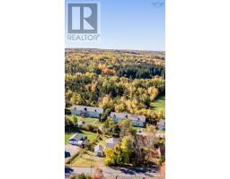 Kitchen - 76 Highland Avenue, Wolfville, NS B4P1Z6 Photo 2