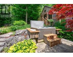 Kitchen - 18 Mount Haven Crescent, East Luther Grand Valley, ON L9W5Y9 Photo 5