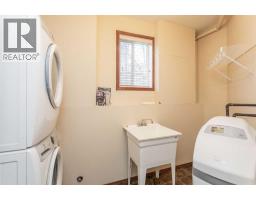 3pc Bathroom - 12 Irving Crescent, Red Deer, AB T4R3R9 Photo 5