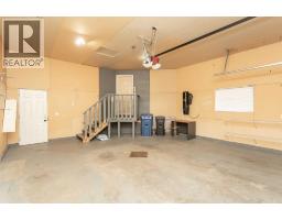 Dining room - 12 Irving Crescent, Red Deer, AB T4R3R9 Photo 2