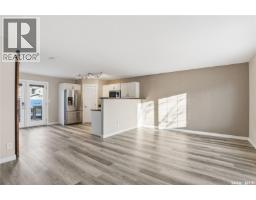 2pc Bathroom - 154 Blakeney Crescent, Saskatoon, SK S7L7N4 Photo 4