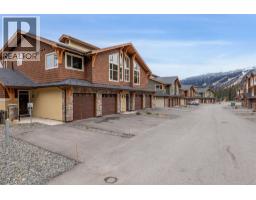 5pc Ensuite bath - 5050 Valley Drive Unit 5, Sun Peaks, BC V0E5N0 Photo 3