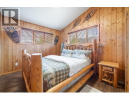 Bedroom - 221 6596 Baird Rd, Port Renfrew, BC V0S1K0 Photo 5