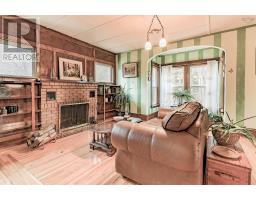 Den - 6624 Highway 221 Lakeville Ns, Lakeville, NS B4N3V7 Photo 5