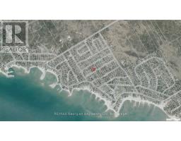 46 Oakwood Avenue Nw, Tiny, ON L9M0J2 Photo 4