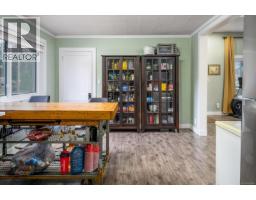 Kitchen - 1180 Townsite Rd, Nanaimo, BC V9S1M7 Photo 5