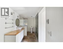 Entrance - 185 Bulman Rd, Salt Spring, BC V8K1X5 Photo 2