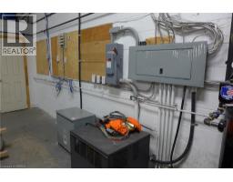 27 Copernicus Boulevard Unit 8, Brantford, ON N3T1N4 Photo 5