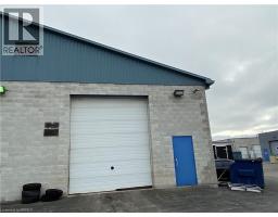 27 Copernicus Boulevard Unit 7, Brantford, ON N3P1N4 Photo 3