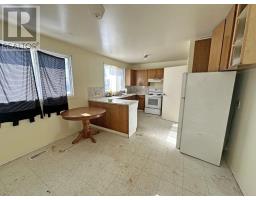 Bathroom - 124 Highland Crescent, Nakina, ON P0T2H0 Photo 5