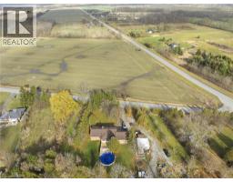 Utility room - 8520 Sixteen Road, Caistor Centre, ON L0R1E0 Photo 3