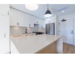 207 27218 Aldergrove Town Center Drive, Langley, BC V4W0E4 Photo 5