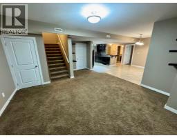 Dining room - 2 189 Silkstone Road W, Lethbridge, AB T1J4J9 Photo 5