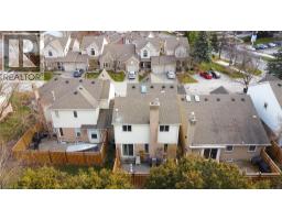 Living room - 5255 Lakeshore Road Unit 3, Burlington, ON L7L5X5 Photo 5
