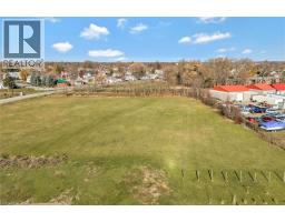 615 Gillard Street, Chatham, ON N8A5B5 Photo 2