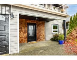 Bedroom - 2330 Galerno Rd, Campbell River, BC V9W8A5 Photo 4
