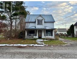 Bedroom - 13 Grace Street, Whitewater Region, ON K0J2L0 Photo 3