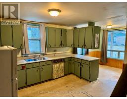 Kitchen - 13 Grace Street, Whitewater Region, ON K0J2L0 Photo 5