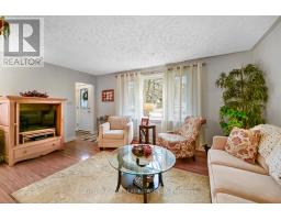 630 Hillside Drive, Gananoque, ON K7G2E4 Photo 3