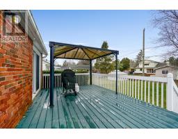 630 Hillside Drive, Gananoque, ON K7G2E4 Photo 5