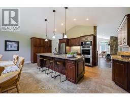 Bedroom - 555374 Mono Amaranth Townline, Amaranth, ON L9V1L7 Photo 4
