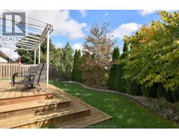 Family room/Fireplace - 34 Lanz Boulevard, Blenheim, ON N0P1A0 Photo 3